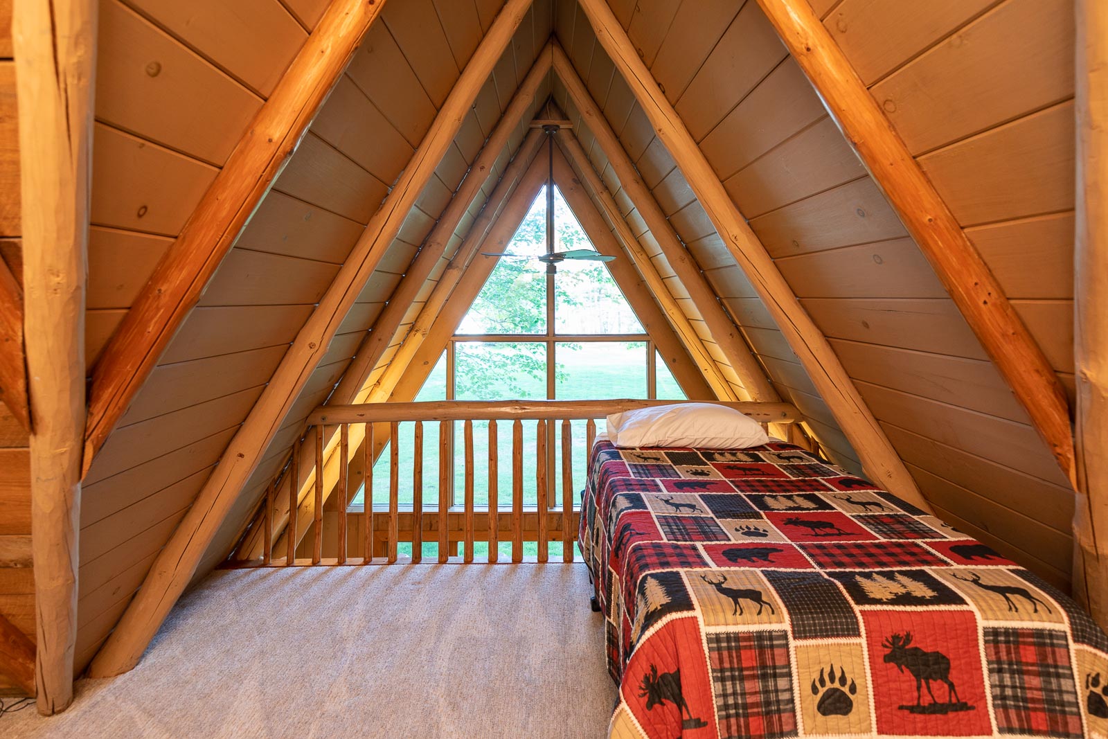 Norway cabin twin bedroom